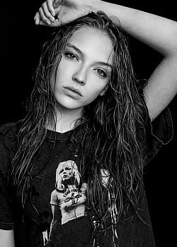 Allie Lewis image 3 of 3