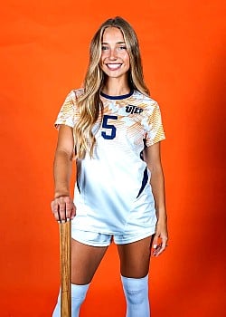 Ally Stickney image 1 of 1