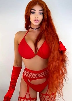 Alvina Tsarenko image 2 of 4