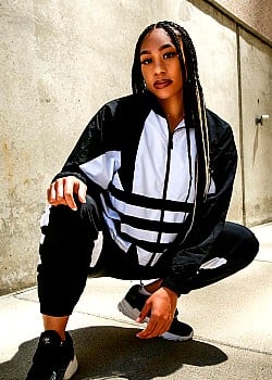 Alycia Baumgardner image 2 of 4
