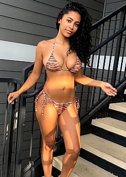 Alycia Mojica image 3 of 4