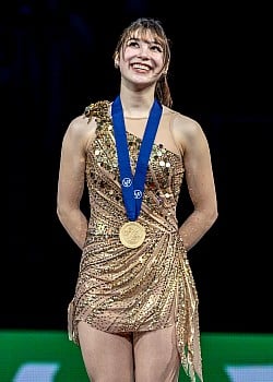 Alysa Liu image 2 of 4