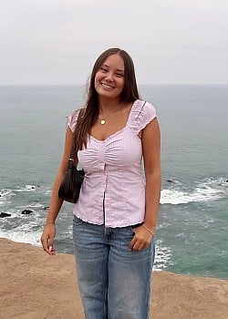 Alyssa Darland image 4 of 4