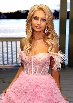 Alyssa Joy image 4 of 4
