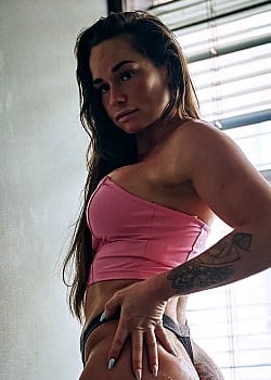 Amanda De Kivit image 2 of 4