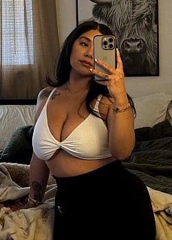 Amanda Duarte image 4 of 4