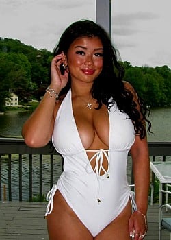 Amanda Jane Chan image 3 of 4