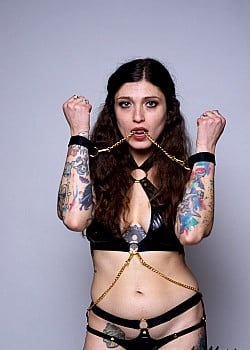 Amanda Marie Keshner image 2 of 4