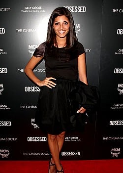 Amanda Setton image 3 of 4
