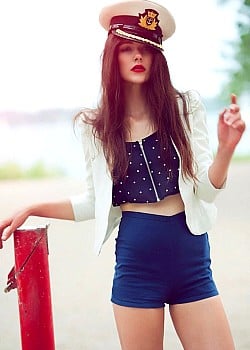 Amanda Tataryn image 1 of 4