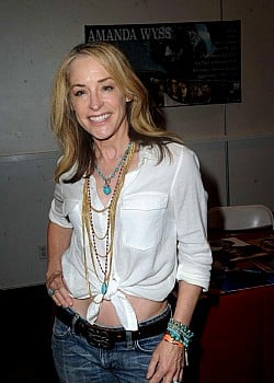 Amanda Wyss image 2 of 3