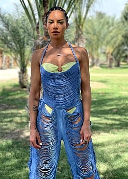 Amanza Smith image 1 of 3