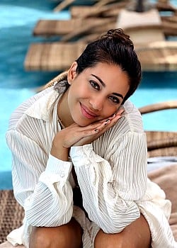 Amariz Gonzalez-Leary image 1 of 1