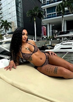 Amaya Barnes image 2 of 3