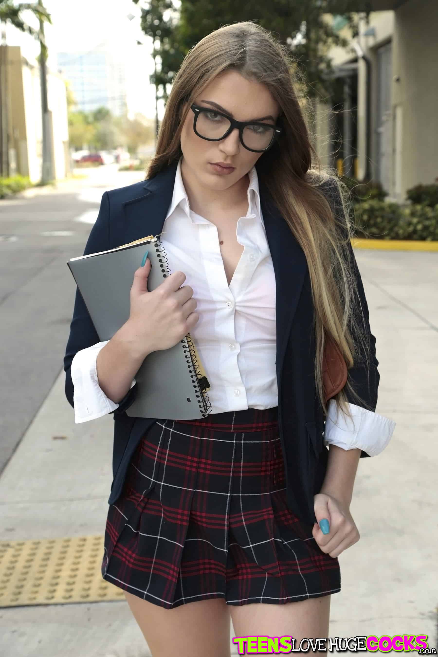 Amber Gray - Free nude pics, galleries & more at Babepedia
