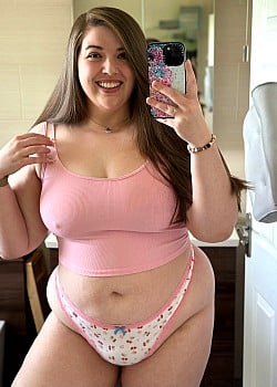 Amber Louise image 2 of 4