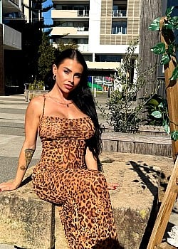Amber Maree image 2 of 4