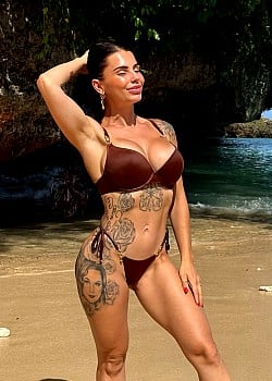 Amber Maree image 4 of 4