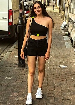 Amber Slater image 4 of 4