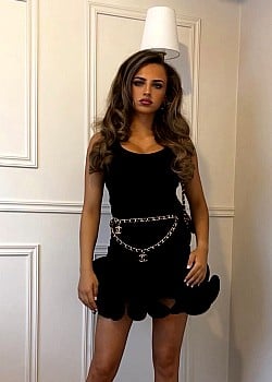 Amelia Cheshire image 3 of 3