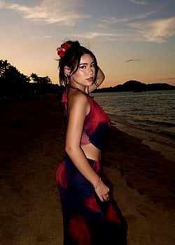 Ameliewyg image 2 of 3