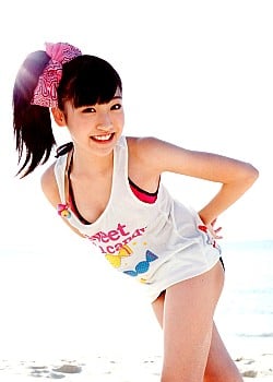 Ami Maeshima image 3 of 3