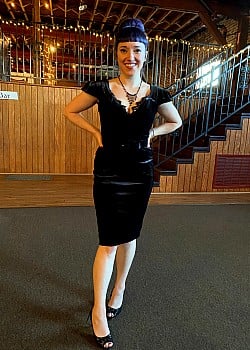Amy Shira Teitel image 2 of 2