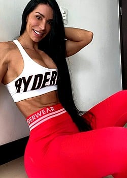 Ana Cozar image 2 of 4