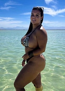 Ana Guillen image 2 of 4