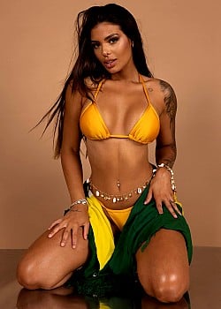 Ana Luiza (TV Star)