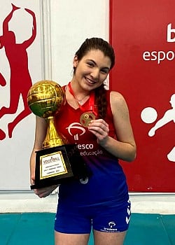 Ana Luiza Berto image 2 of 2