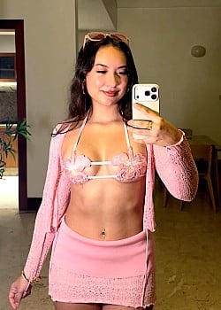 Ana Sofia Voight image 2 of 4