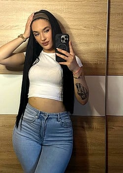 Anamarija Malezic image 2 of 3