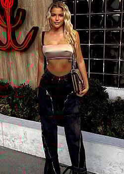 Anastasia Cerasani image 2 of 4