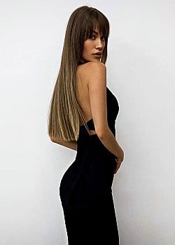 Anastasia Dimitrova image 4 of 4