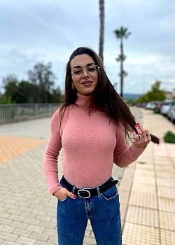 Anastasia Gonzalez image 2 of 4