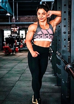 Anastasia Leonova image 3 of 4