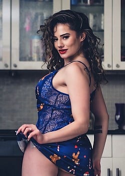 Anastasia Maye image 4 of 4