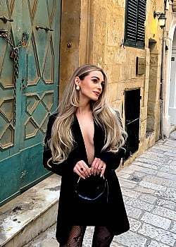 Anastasiia Zaluzhniak image 2 of 2