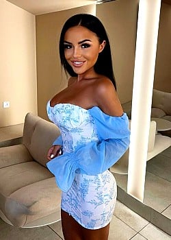 Anastasiya Shybkinaa image 3 of 4