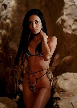 Anastasja Adilkhanov image 2 of 4