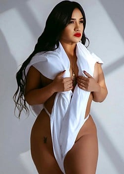 Andrea Barreno image 1 of 2