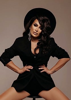 Andreana Cekic image 3 of 3