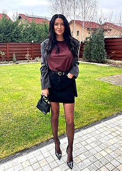 Andreea Rosca image 3 of 4