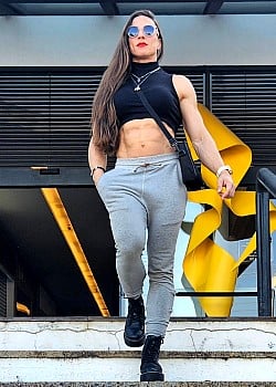 Andreia Pinheiro image 4 of 4