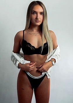 Aneta Pokorna image 1 of 4