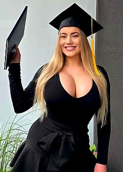 Aneta Veronika Horakova image 2 of 4