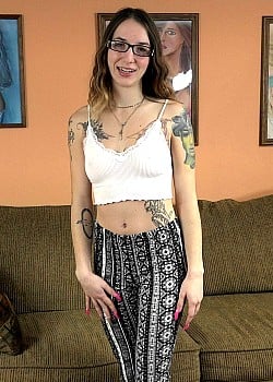 Angel Starre image 1 of 1