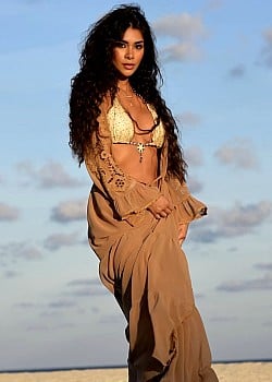 Angela Azurin image 3 of 4