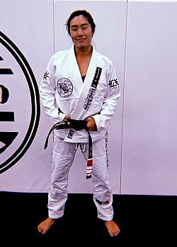 Angela Lee image 2 of 2